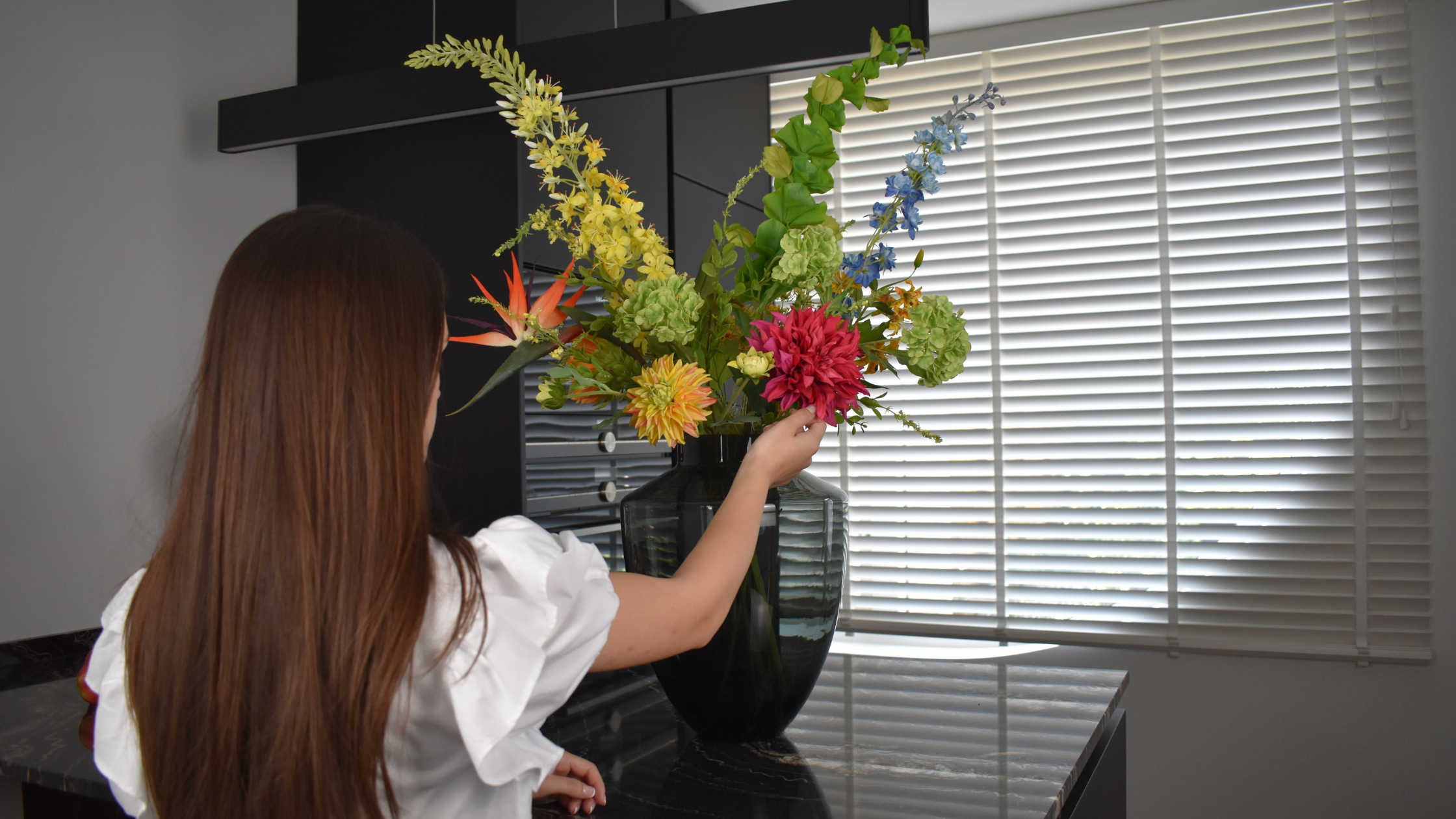 Vakmanschap in Zijden Bloemen: Onze Bloemisten Creëren Prachtige Boeketten